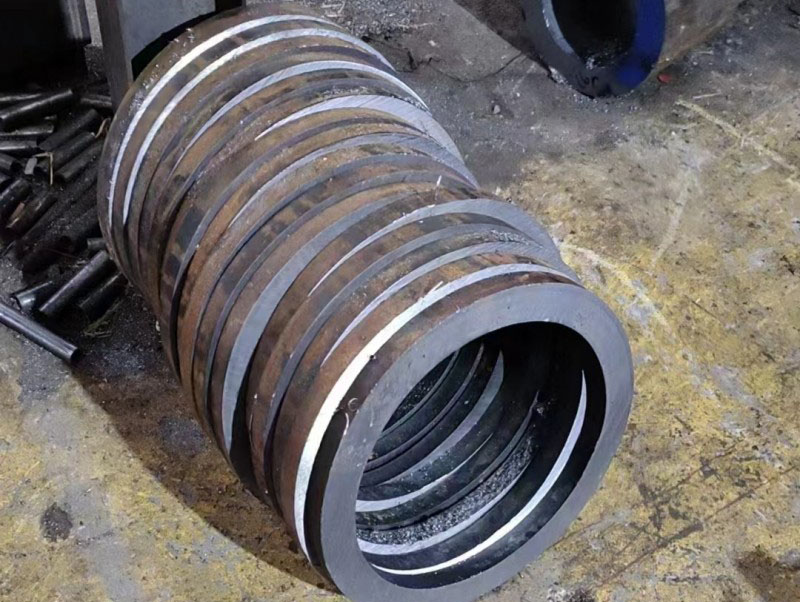 边坝30CrMo无缝钢管切割